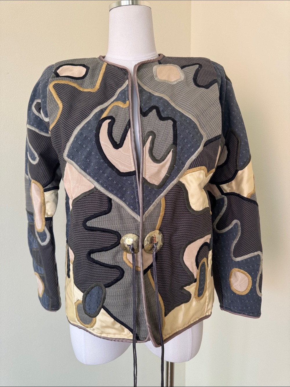 Vintage Judith Roberts La Coleccion Embroidered Patchwork Wearable Art Jacket